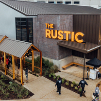 Une photo du restaurant The Rustic Houston Downtown