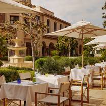 Een foto van restaurant The Terrace at The Maybourne Beverly Hills