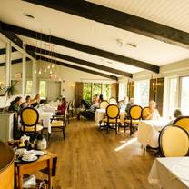 Een foto van restaurant Hearthside Dining - Elmhirst's Resort