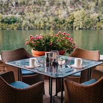 Een foto van restaurant The Dining Room at Lake Austin Spa Resort