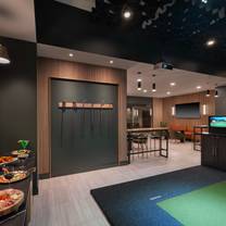 Una foto del restaurante Topgolf Swing Suite - Hilton Indianapolis
