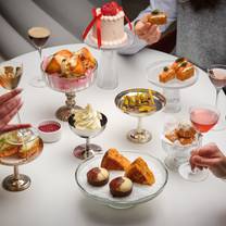 Una foto del restaurante Rotunda Bar and Lounge at Four Seasons Tower Bridge