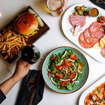 Knoxville Expo Center Restaurants - Marble City Kitchen and The Firefly