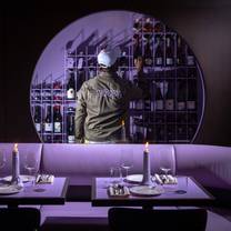 Una foto del restaurante Heroes