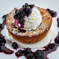 Una foto del restaurante Cooper's Hawk Winery & Restaurant - Orange Village, OH