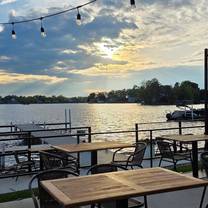 Una foto del restaurante Waterside Social