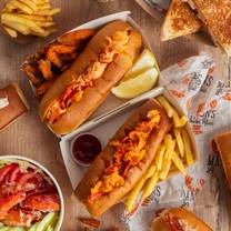 Una foto del restaurante Masons' Famous Lobster Rolls
