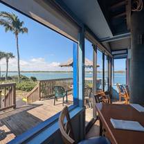 Una foto del restaurante Manatee Island Bar & Grill