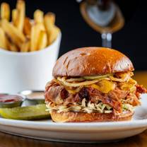 Una foto del restaurante Cooper's Hawk Winery & Restaurant - Ashburn, VA