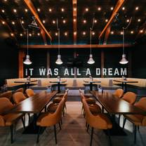 Foto von CRAFT Beer Market - Calgary Restaurant