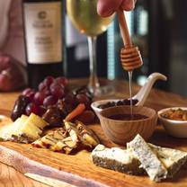 Una foto del restaurante The Lane Winebar