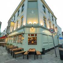 Una foto del restaurante The Bishop