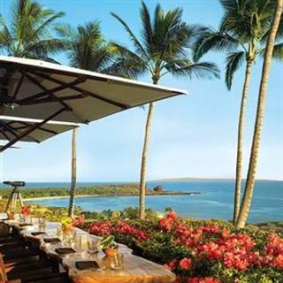 VIEWS - Four Seasons Lanai