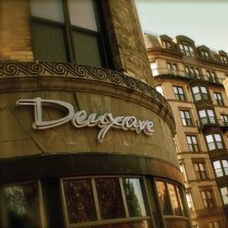 Restaurant Pick: Nearby ($) near Harvard Club of Boston