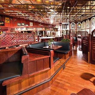 Leo Sportsbar im Leonardo Royal Hotel Frankfurt am Main