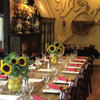 Zinna's Bistro