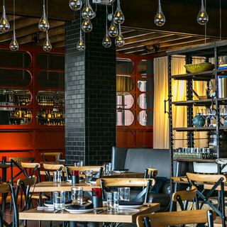 Restaurant Pick: Top Rated ($) near Terminal West