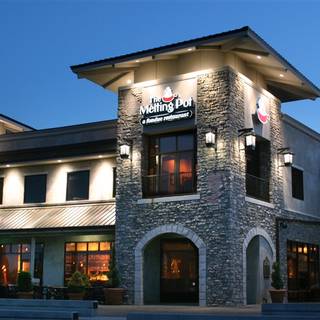 Restaurant Pick: Top Rated ($$) near The Cove At River Spirit