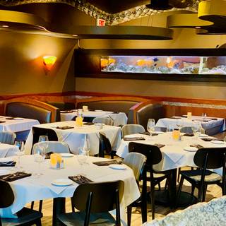 Restaurant Pick: Top Rated ($) near Countryside Christian Center
