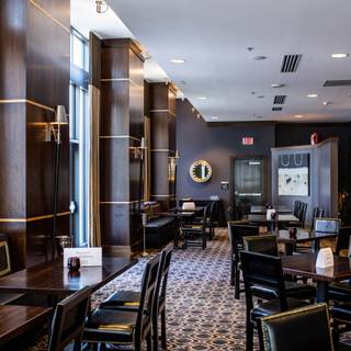 Siena Steakhouse - Ambassador Hotel Wichita Autograph Collection