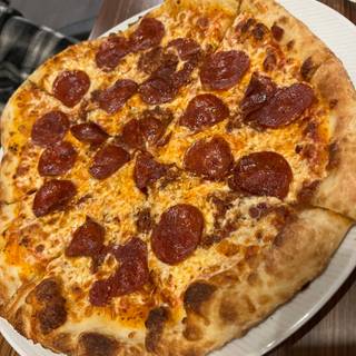 Riviera Pizza - Windsor Ontario Restaurant - HappyCow