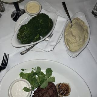 Florida Food Tour: Shula's Steakhouse (Near Walt Disney World) 