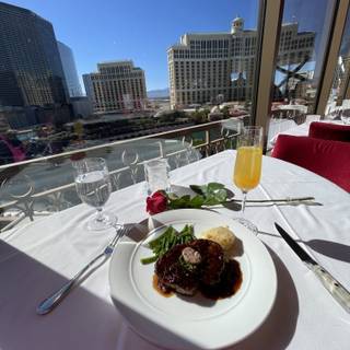 Eiffel Tower Restaurant - It's Las Vegas Restaurant Week! See the menu and  make your reservation here