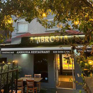 Restaurant Pick: Top Rated (&pound;) near The Drumsheds London