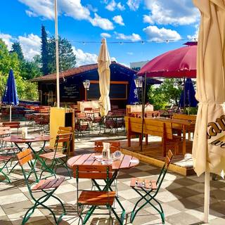 Sommerterrasse / Biergarten