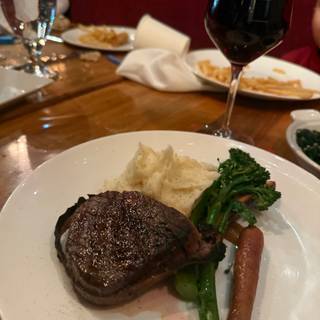 Vieux-Port Steakhouse Terrasse Restaurant Montréal, QC OpenTable