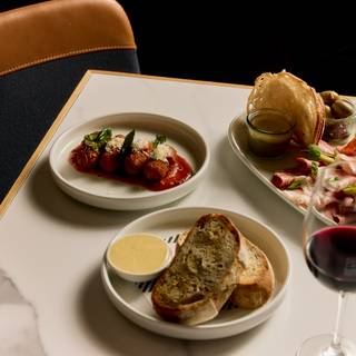 The Cliveden Bar & Dining