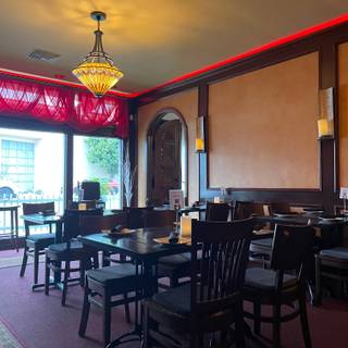Vino Wine & Tapas Room