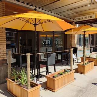 C&ocirc;tes de Ciel - Walla Walla Tasting Room