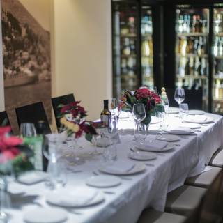 PRIVATE DINING ROOM