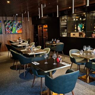 Amuri Restaurant