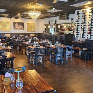 Restaurant Pick: Top Rated ($$) near St. Andrews Playground Complex