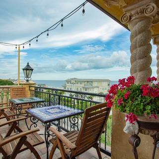 The Rooftop at Ocean Lodge