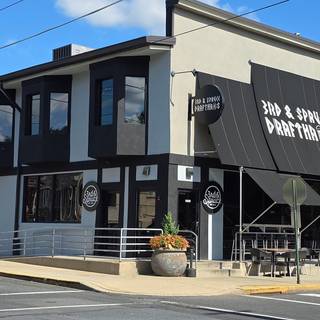 Restaurant Pick: Top Rated ($) near Maple Grove Raceway