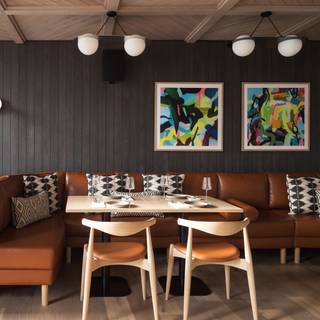 Merrow Bar & Restaurant