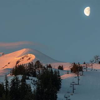 Moonlight Dinners at Mt. Bachelor