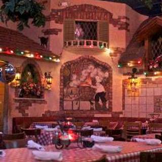 Miceli's - Universal