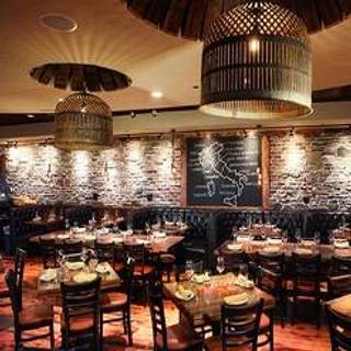 Davanti Enoteca - River North