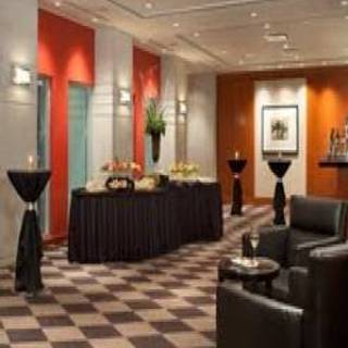 Manhattan Restaurant - Delta Vancouver