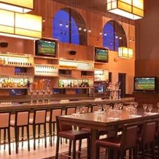 Waterline - Marriott Longwharf