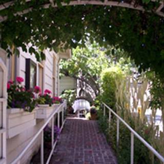 Cindy's Backstreet Kitchen