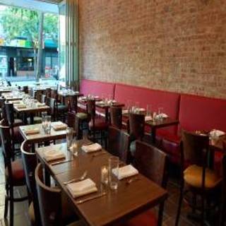 Isola on Columbus