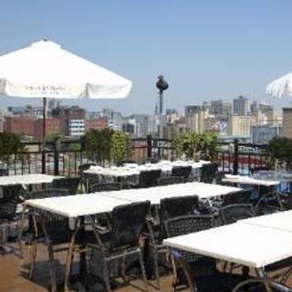 Terrasse Place D'Armes
