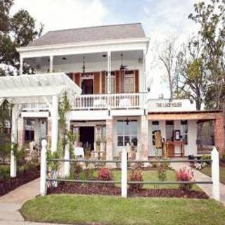 The Lakehouse - Mandeville