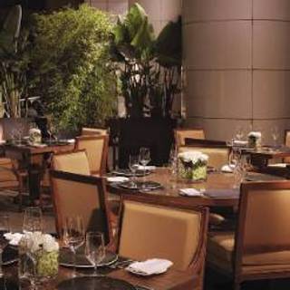 The Grill Room - Four Seasons Beirut