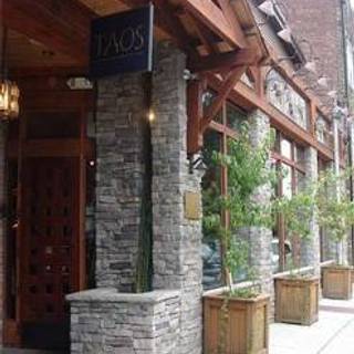 Taos Restaurant & Lounge
